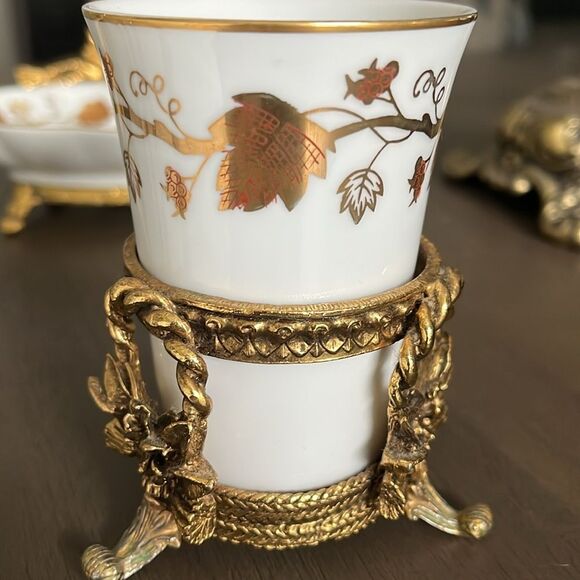 Vintage Stylebuilt Gold 2pc Tumbler And Soap Dish Set Gold Leaves Pattern - Picture 4 of 7